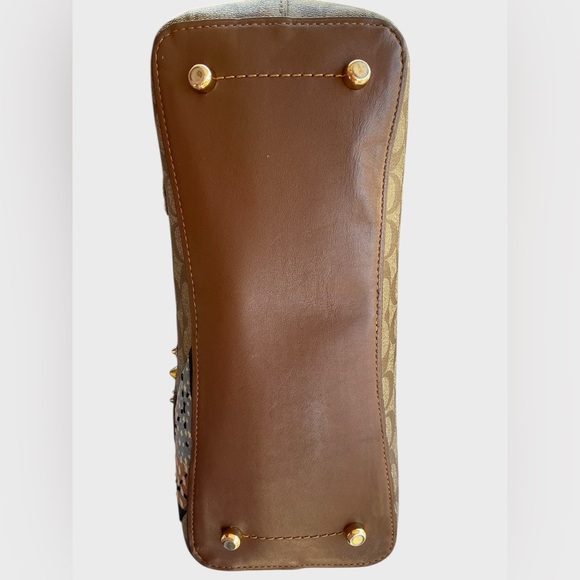 Coach F48722 Keith Haring Avenue Khaki Tote - Picture 12 of 15